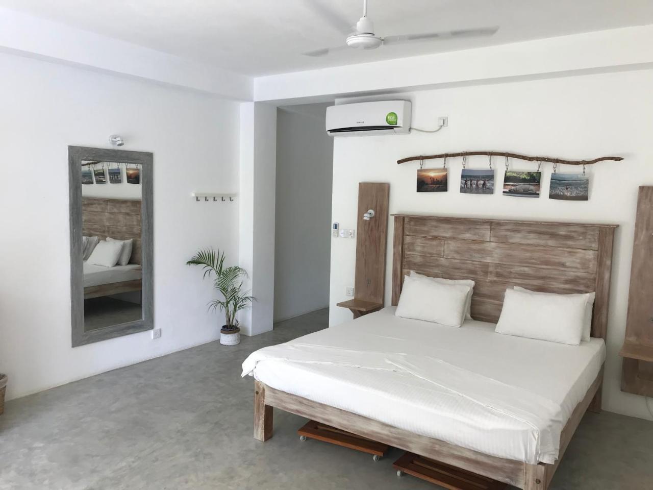 Jippie The Villa Хикадува Екстериор снимка